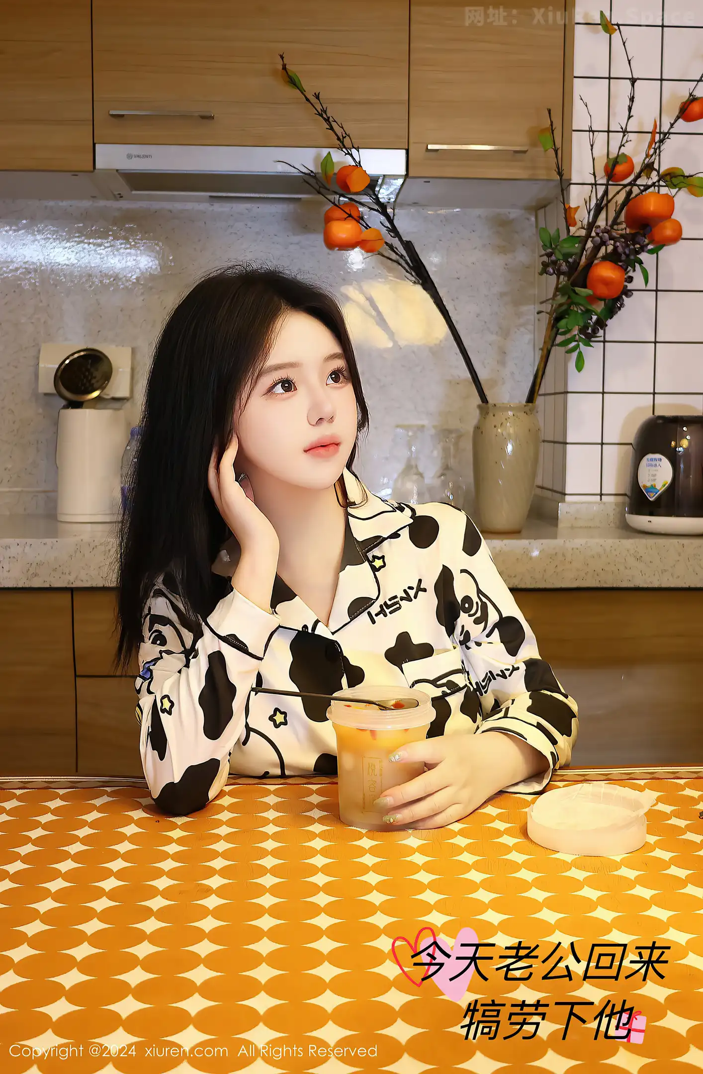 图片[3]-[XiuRen秀人网]VOL.8517 模特小薯条nienie性感花色睡衣+透明胶衣短裙秀惹火身材诱惑写真78P-秀人网官方网站